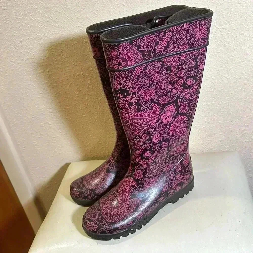 Sperry rubber boots size 6